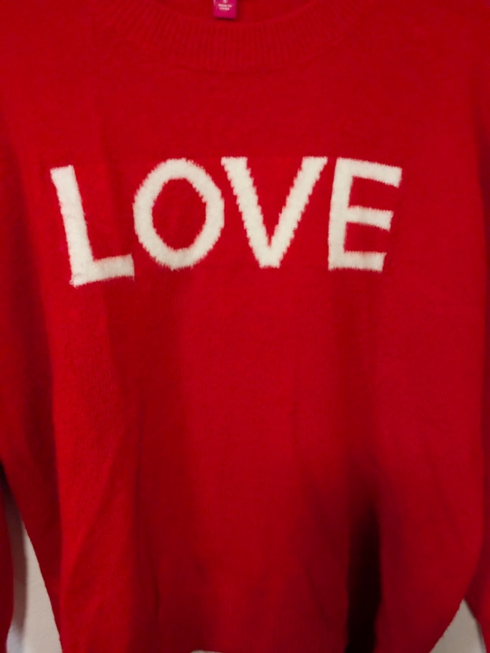 Vince Camuto Red Knit Sweater with White LOVE Detail - Picture 2 of 6